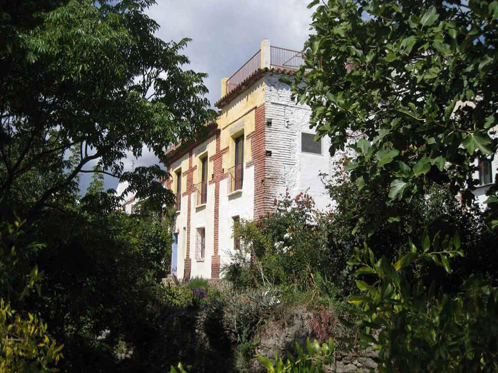 Casa Viña y Rosales